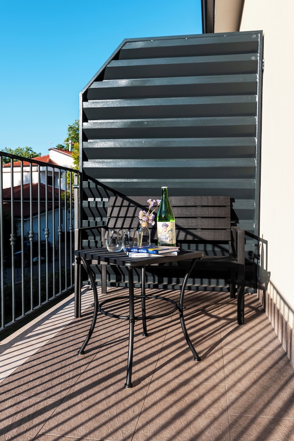 Comfort Room, Garden View | Outdoor dining - Dimora Rosae (Telese)