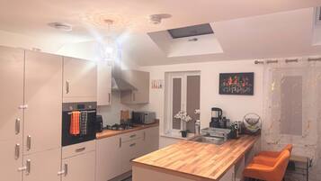 Room, 1 Bedroom | Interior