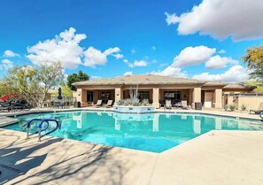 Pool - 3BR Stay w/ Heated Pool, Spa, Gym & Grill Access (Scottsdale)