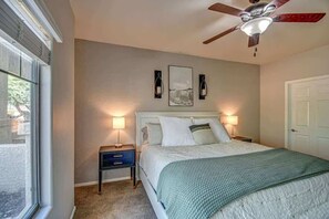 2 Schlafzimmer, Reisekinderbett, WLAN, Bettwäsche