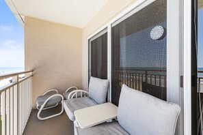 Condo, 1 cama King e sofá-cama (Daytona Inn Beach Resort 409) | Área da propriedade