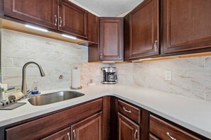 Condo, 1 King Bed with Sofa bed (Daytona Inn Beach Resort 409) | Private kitchen - Daytona Inn Beach Resort 409 (Daytona Beach)