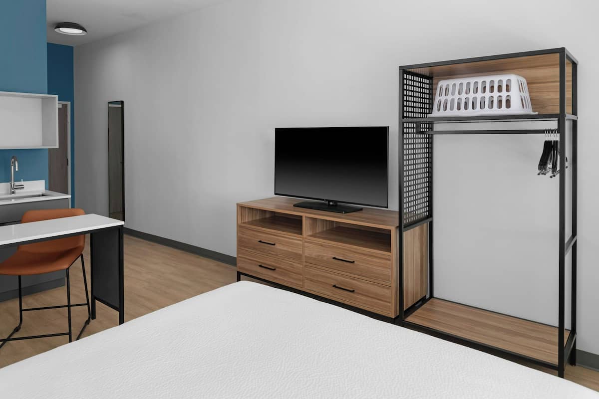 Bureau, Wi-Fi gratuit, draps fournis