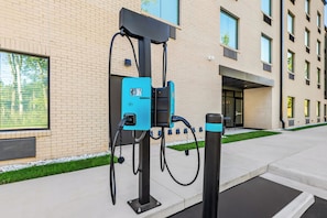 電動車充電站