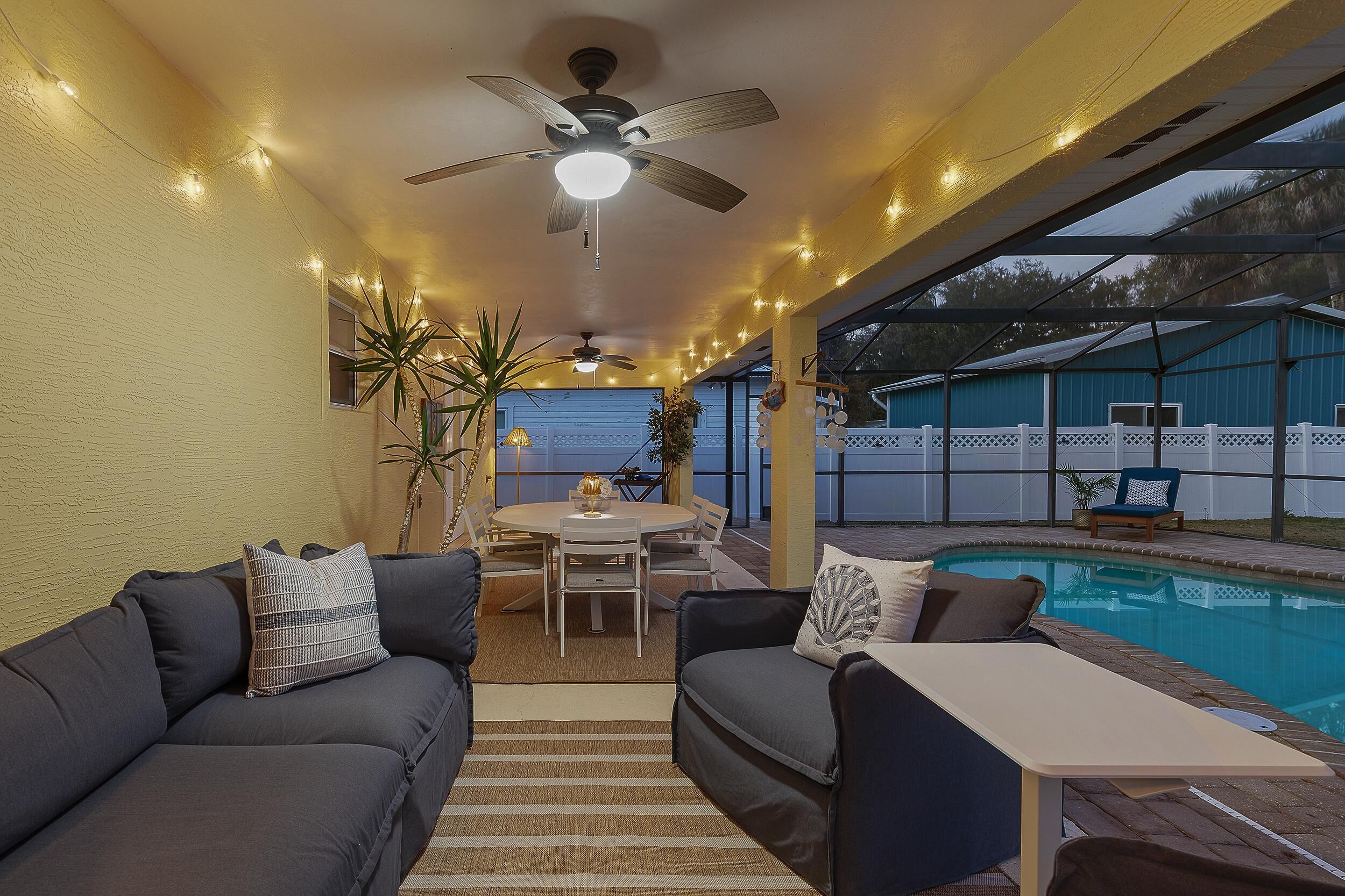 House, Multiple Beds (Sip of Sun) | Outdoor dining