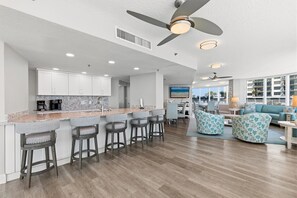 Interior - Peck Plaza 9NW (Daytona Beach Shores)