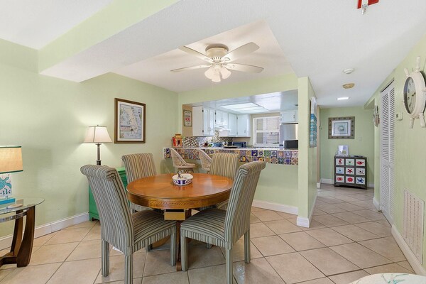 Castle Reef 109 - Smyrna Beach, New Smyrna Beach
