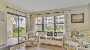 Condo, Multiple Beds (Castle Reef 109) | Living area