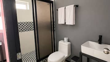 Family Double Room, 2 Double Beds | Bathroom | Shower, towels, soap, shampoo