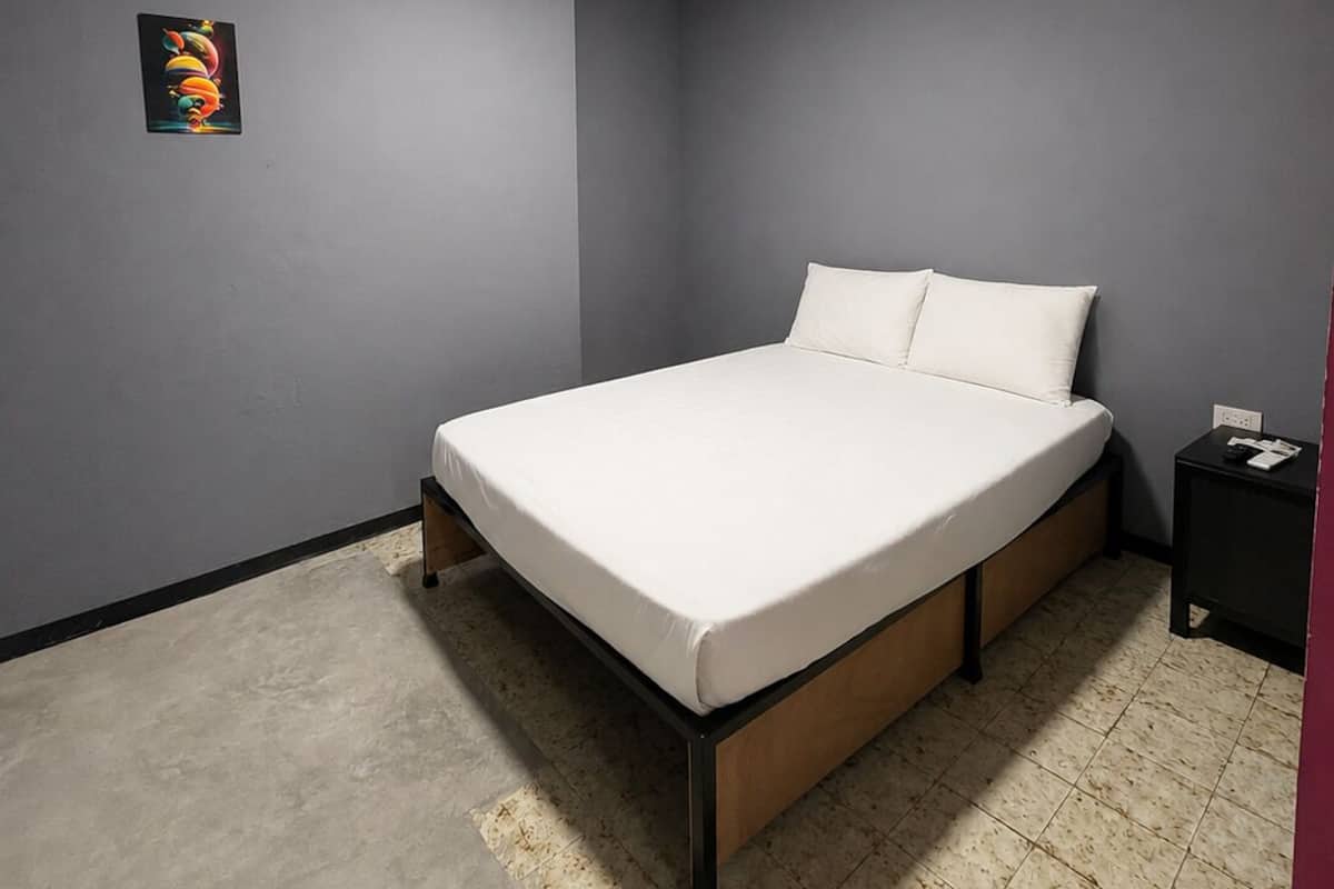 Economy Double Room, No Windows