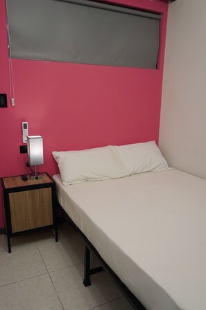 Room - Adhoc Macro (Monterrey)