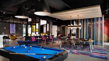Spielezimmer