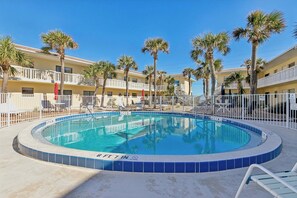 Outdoor pool - Beach Escape With Direct Beach Access (Ormond Beach)