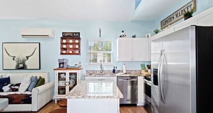 Key Lime Cottage in Bon Secour, 11 miles to beach, 7 miles to Sportsplex