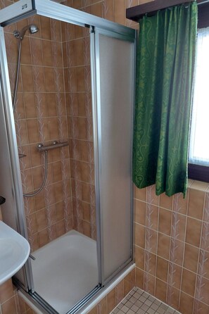 Bathroom - Azalea 2 by Interhome (Saas-Fee)