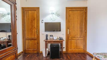 Doppel- oder Zweibettzimmer