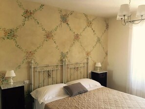 ルーム | WiFi (無料)