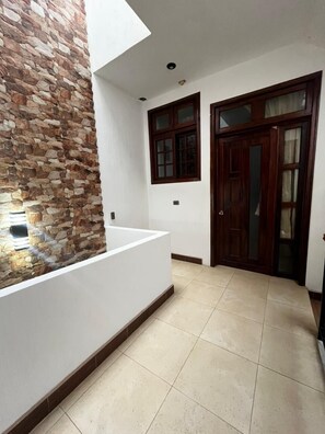 Interior - Cozy Private Home in the Heart of San Pedro [ Incredible Lake Views]. (San Pedro La Laguna)