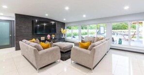 Comfort Room | Living area - Athletic Villa Football Field Gym Cinema (North Miami)