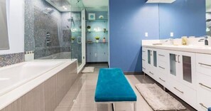 Comfort Room | Bathroom | Free toiletries, hair dryer, towels, soap - Athletic Villa Football Field Gym Cinema (North Miami)