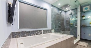 Comfort Room | Bathroom | Free toiletries, hair dryer, towels, soap - Athletic Villa Football Field Gym Cinema (North Miami)