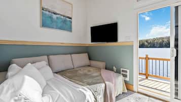 WiFi, bed sheets