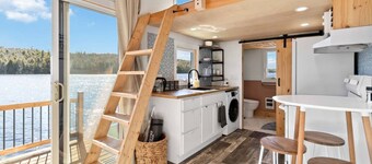 Lakefront Tiny Home w/ Hot Tub + Sunset Views