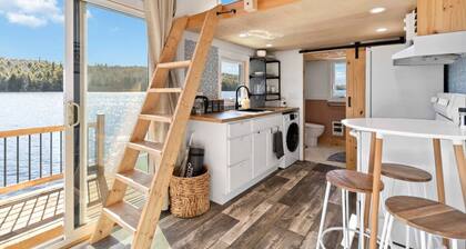 Lakefront Tiny Home w/ Hot Tub + Sunset Views