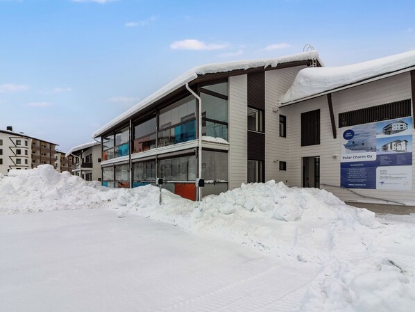 Oklassificerad bild, 1 av 17, knapp