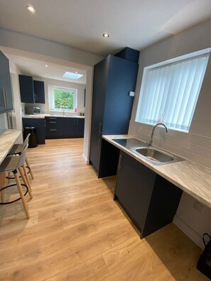 Nicht klassifiziertes Bild, 4 von 22, Schaltfläche