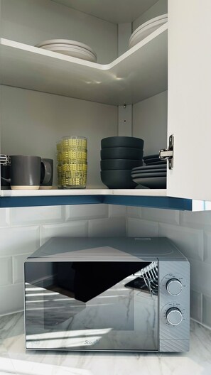 Unclassified image, 5 of 22, button - Cozy Newcastle Stay (Newcastle-under-Lyme)