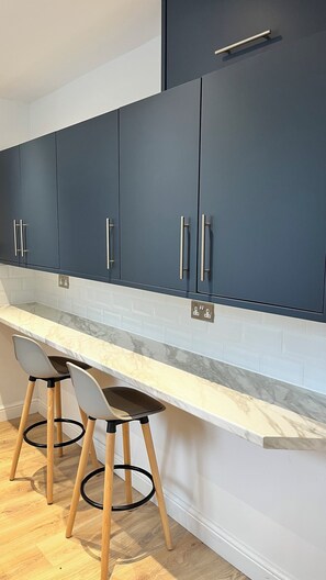 Interior - Cozy Newcastle Stay (Newcastle-under-Lyme)
