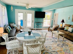 TV - Sea Spot - Up! Beach access/Deck/Ocean view (Folly Beach)