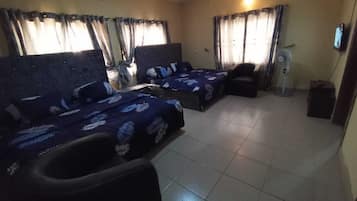 3 bedrooms, WiFi, bed sheets