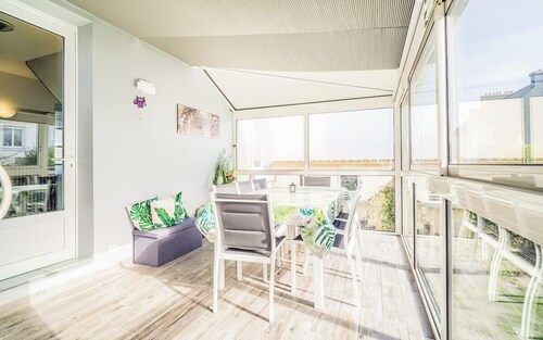 Belle maison avec jardin & espace d'hiver