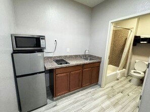 Interior - Downtowner Inns & Suites (Humble)