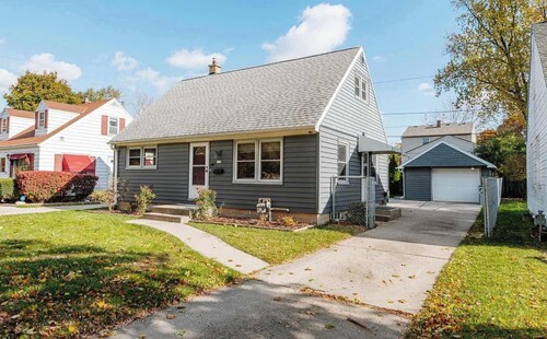 3 min to Zoo - Game Room - Fire Pit - Pets - Yard