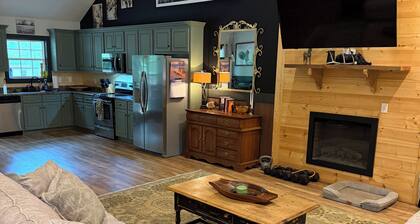 Just in time for the Masters. Charming 2 bedroom home!