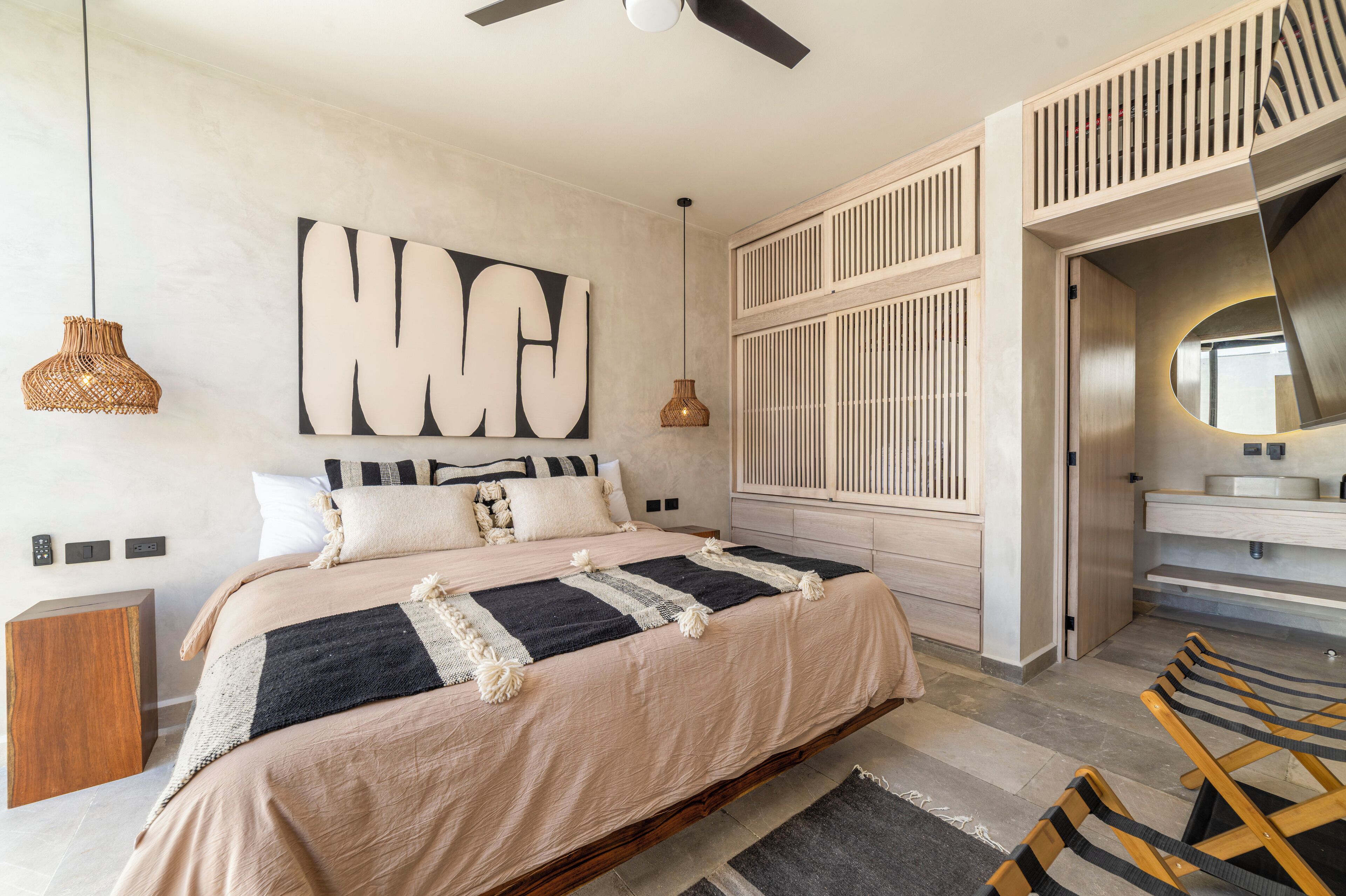 1 habitación y caja de seguridad en la habitación 