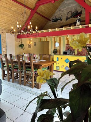 Dining - Écrin de verdure en famille-PMR-8 min Le Crotoy (Favières)