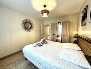 2 bedrooms, travel cot, WiFi, bed sheets - Au P'tit Somme-Équipement bébé-Famille-15min Plage (Nouvion)