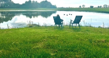 Les 1000 Ailes-Expérience Unique dans une Hutte