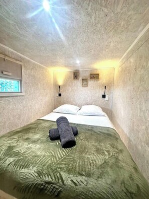 Oklassificerad bild, 2 av 17, knapp