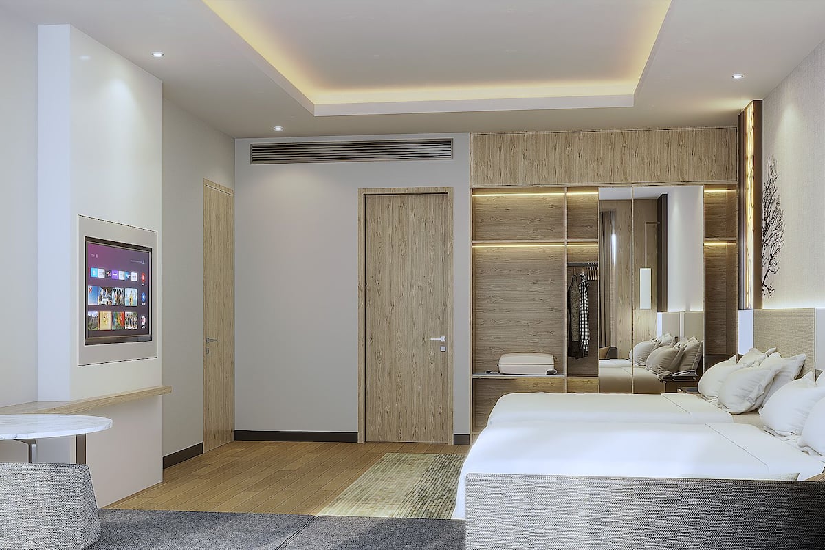 In-room safe, desk, free WiFi