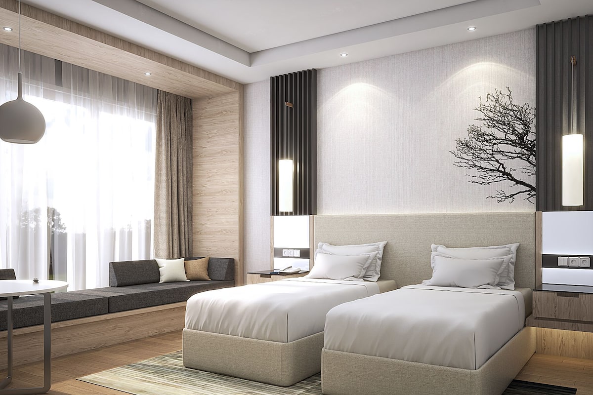 In-room safe, free WiFi