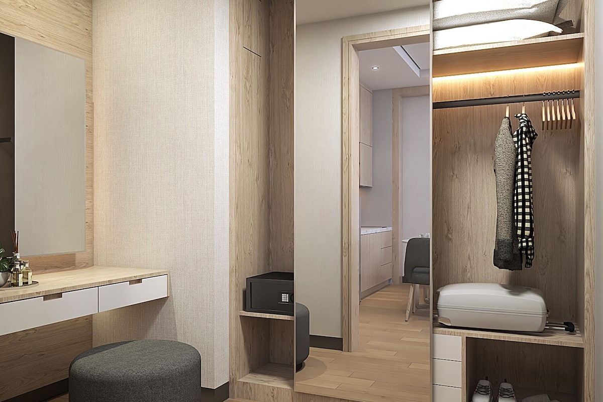 Executive Terrace | In-room safe, desk, free WiFi