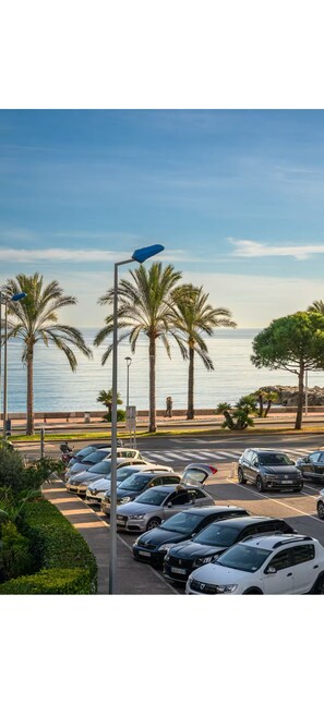 Billede uden beskrivelse, 2 af 28, knap