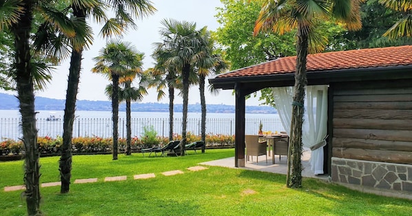Terrace/patio - Villette Benaco close to the lake. (San Felice del Benaco)