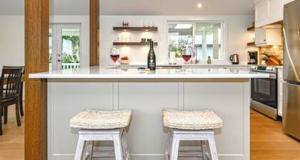 Cobble Hill Winery Guest House