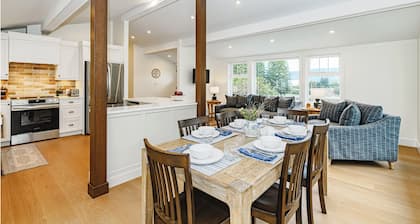 Cobble Hill Winery Guest House